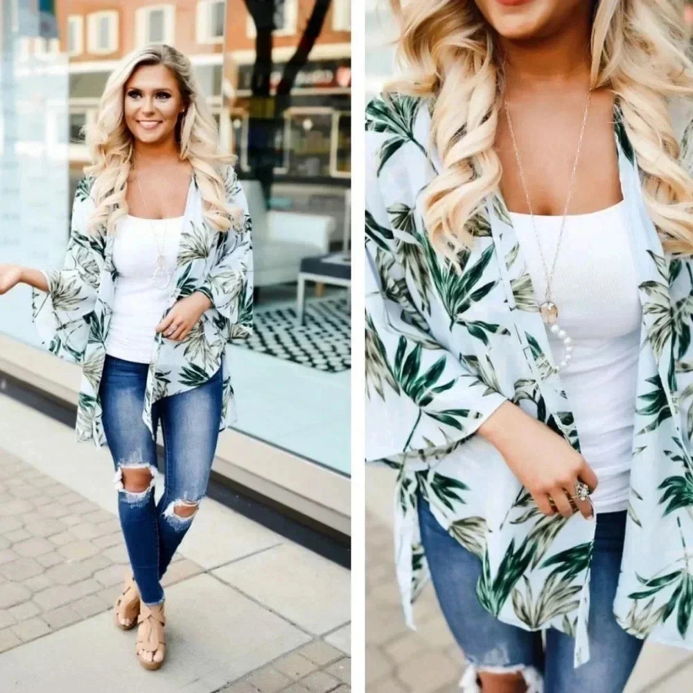 Peach love‎ California Womens blue palm print open front kimono Small